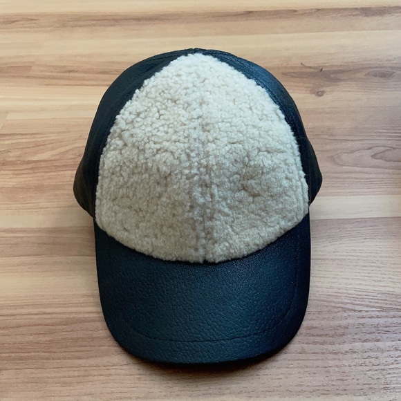 NWT UGG Leather Baseball hat
